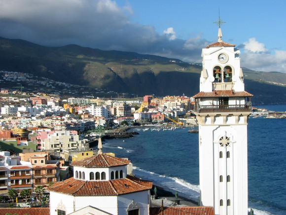 Candelaria, Tenerife (photo credit flickr- <a href="https://www.flickr.com/photos/liferfe/2069377257/" target="_blank">Jose Mesa</a>)